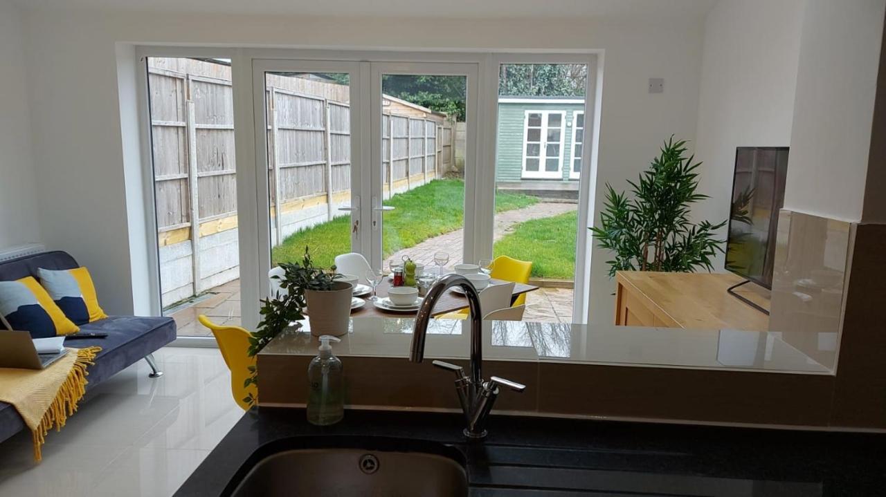 Central Ashford Stay - Contractors & Families Welcome - Free Parking Luaran gambar