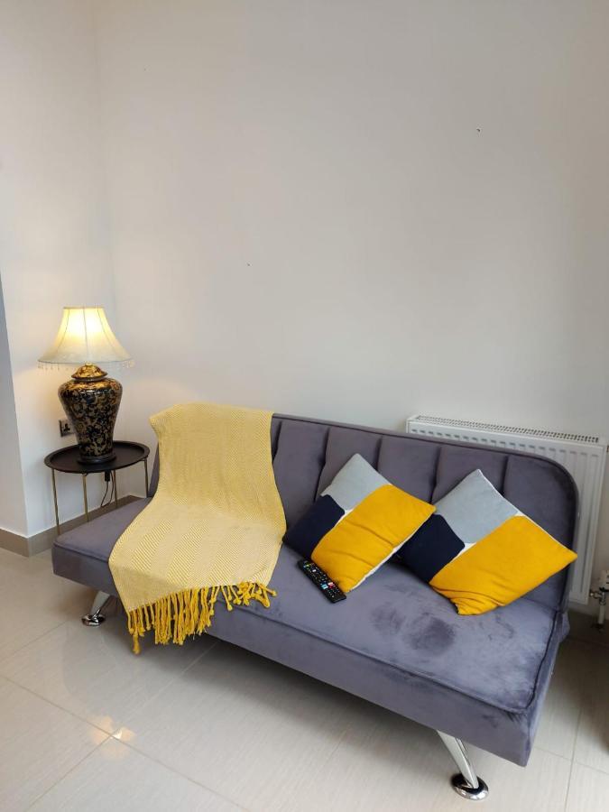 Central Ashford Stay - Contractors & Families Welcome - Free Parking Luaran gambar