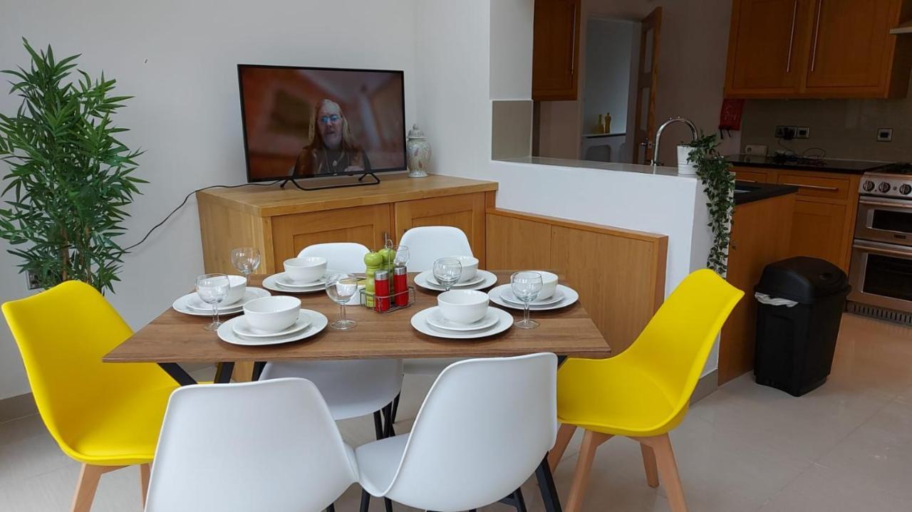 Central Ashford Stay - Contractors & Families Welcome - Free Parking Luaran gambar
